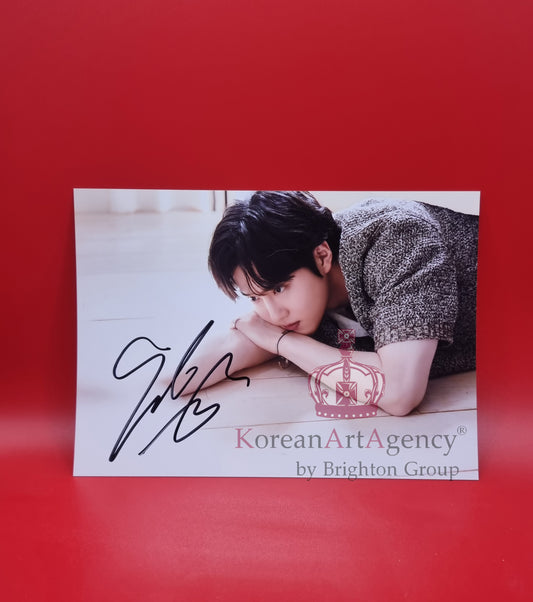 BTS J-Hope  7inches Autograph