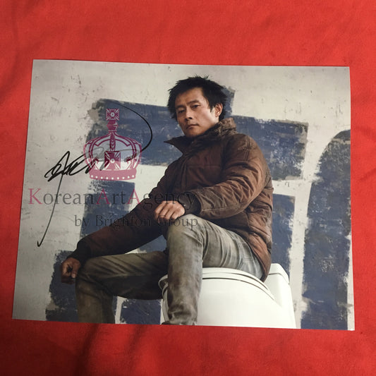 Lee Byung Hun Concrete Utopia 10inches Autograph