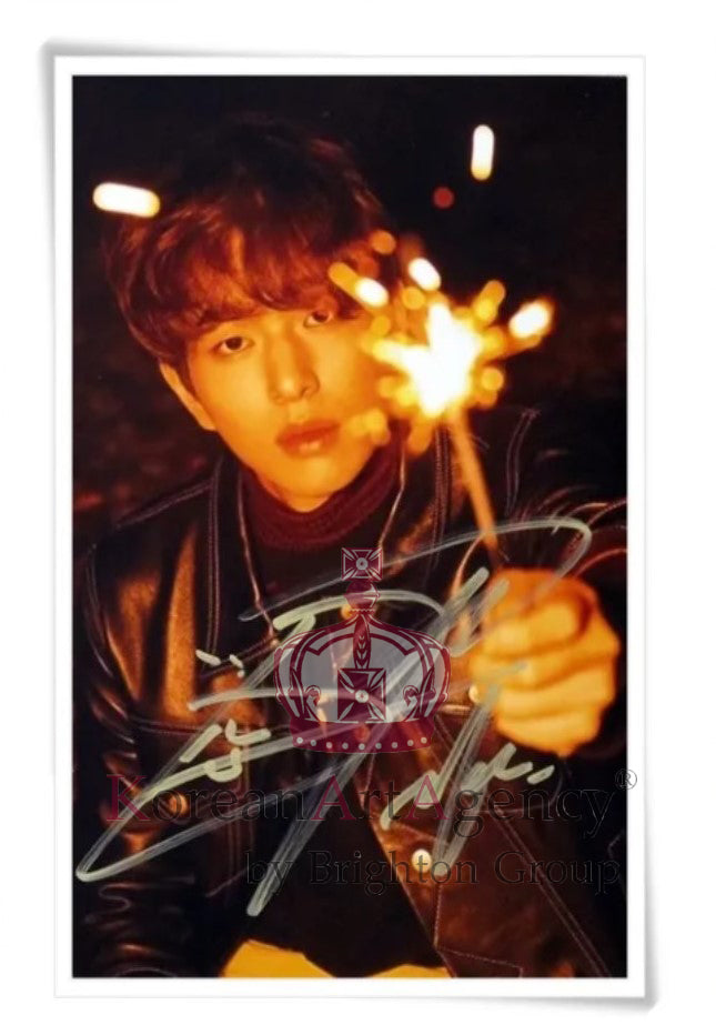 Shinee Onew 7inches Autograph