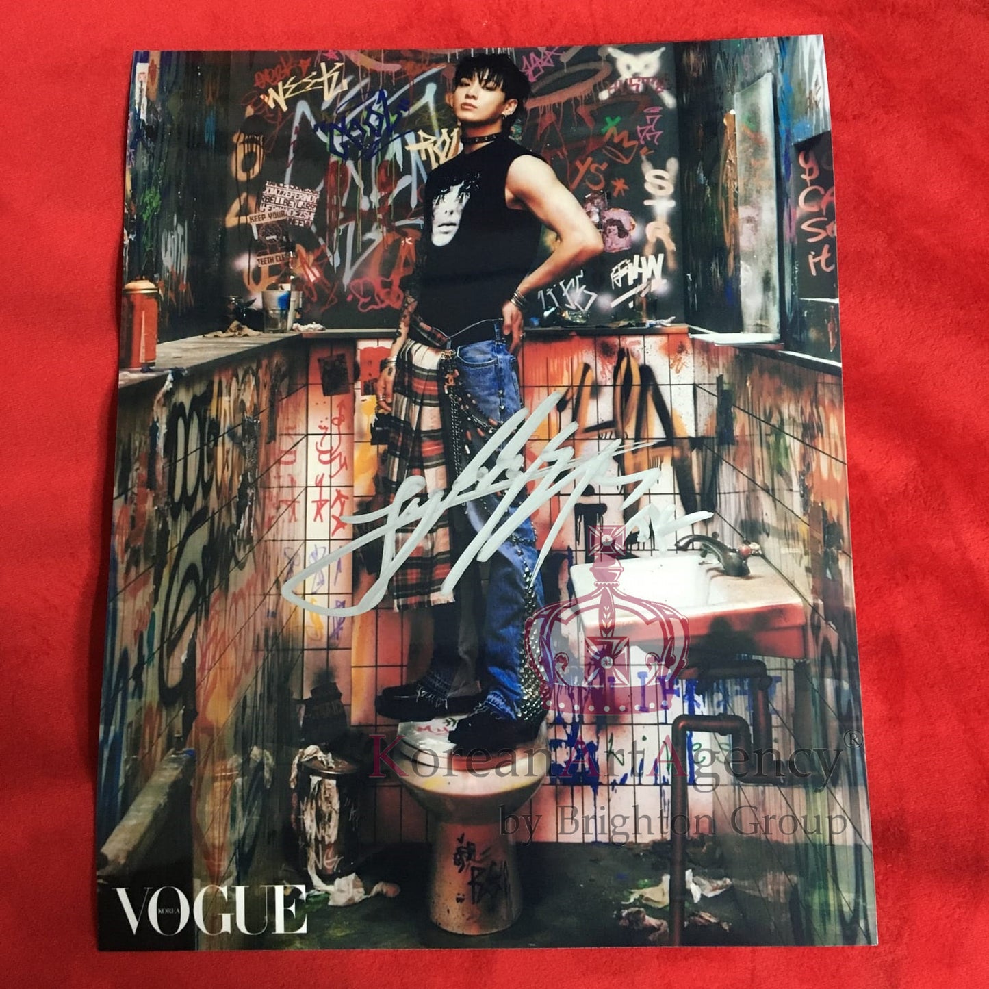 BTS Jungkook Vogue October 2023 10inches Foto Autograph