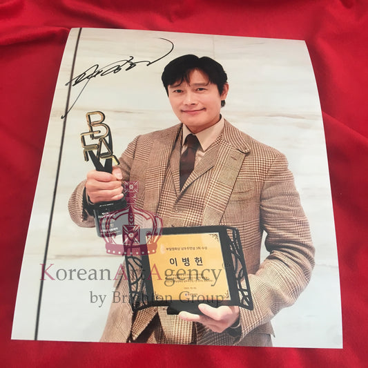 Lee Byung Hun Toronto International Film Festival 2023 10inches Autograph