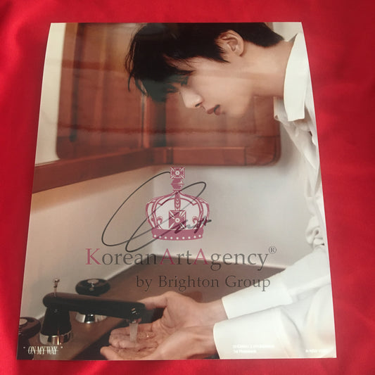 Monsta X Hyungwon 10inches Autograph