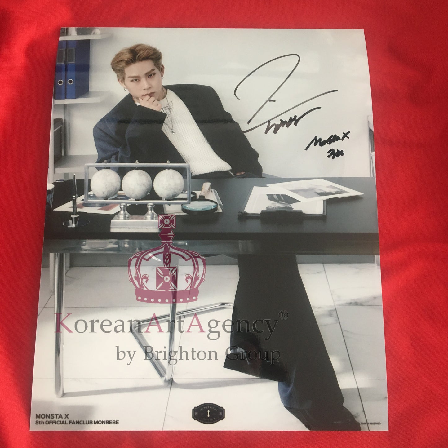 Monsta X Joohoney 10inches Autograph