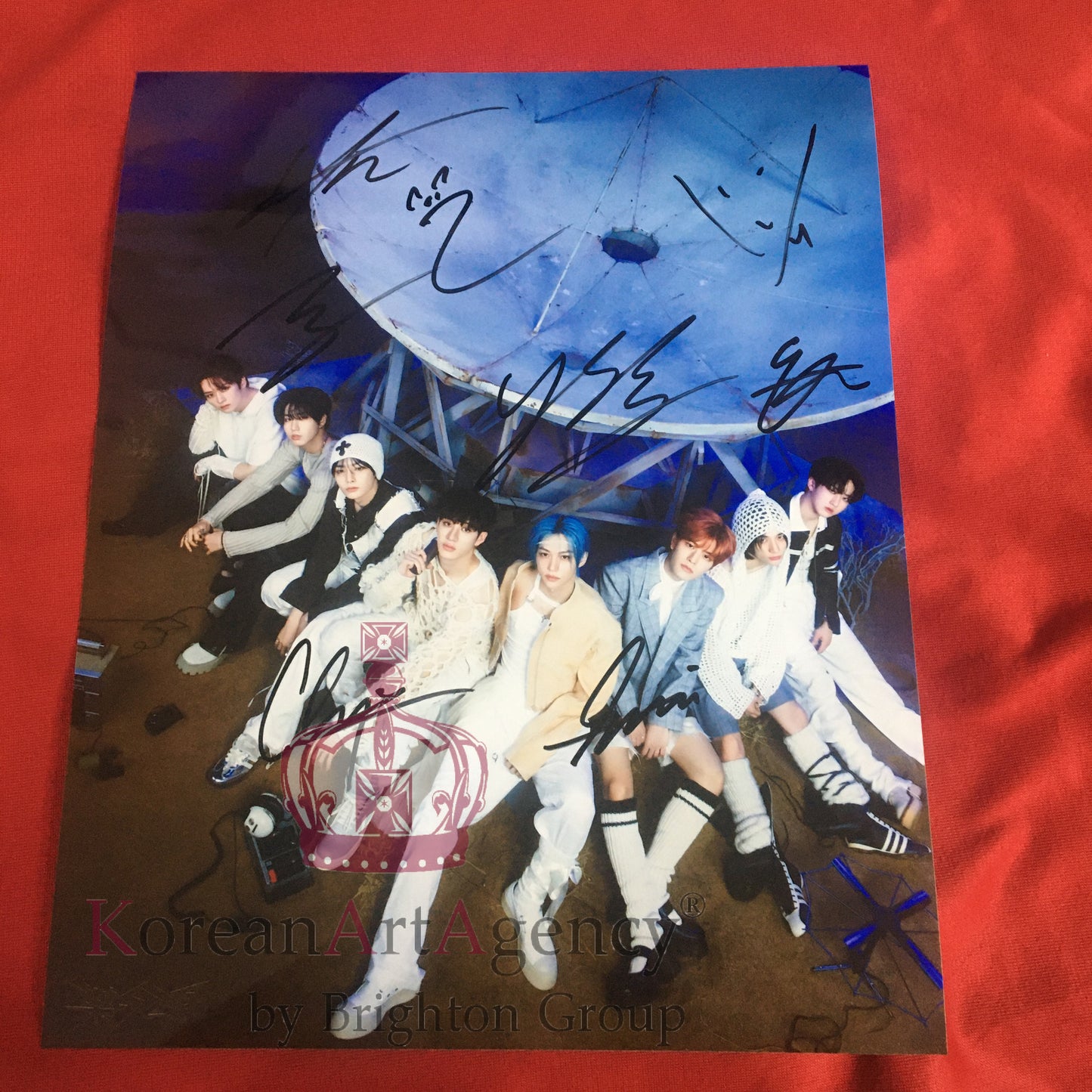 Stray Kids Bang Chan Lee Know Changbin Hyunjin Han Felix Seungmin I.N 10inches Autograph