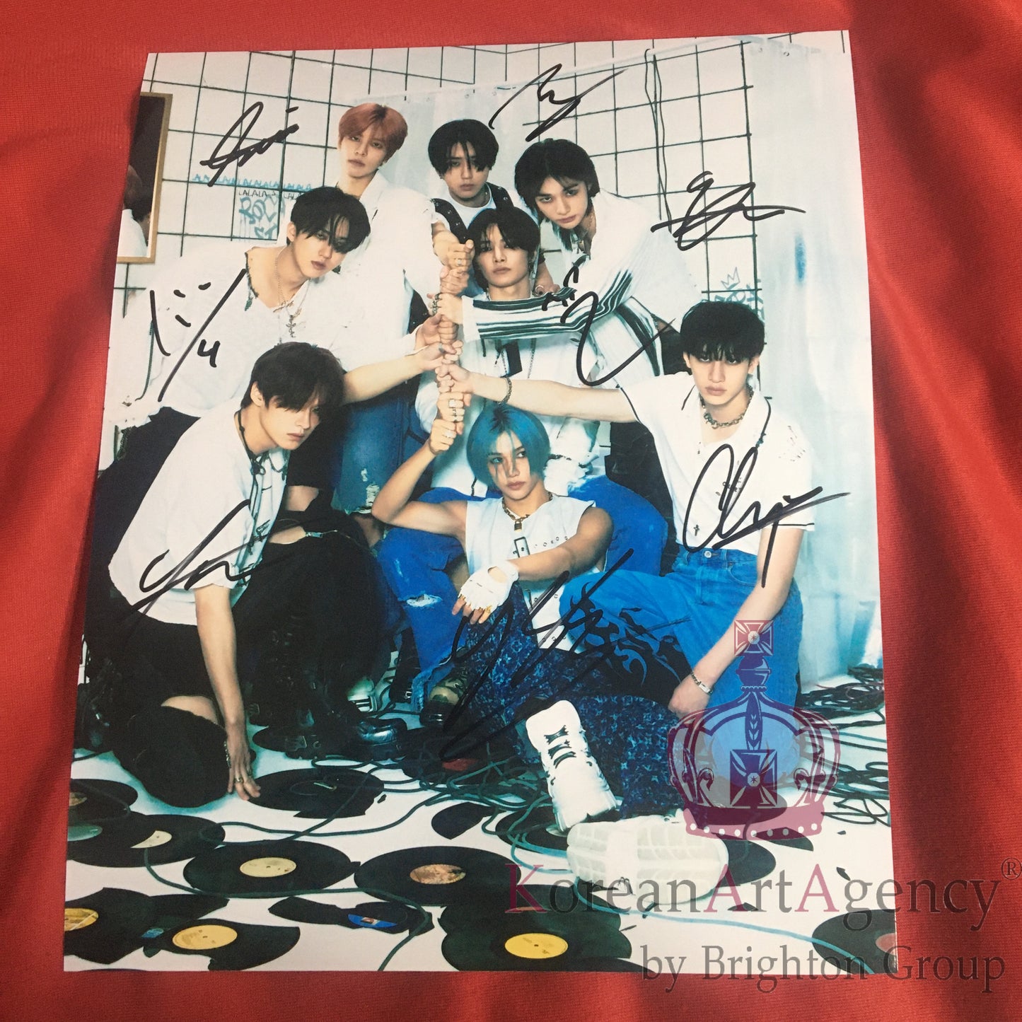 Stray Kids Bang Chan Lee Know Changbin Hyunjin Han Felix Seungmin I.N 10inches Autograph