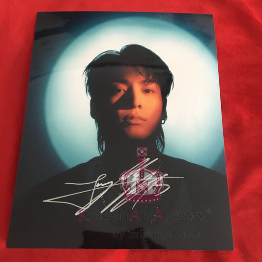 BTS Jungkook Golden 10inches 2023 Autograph