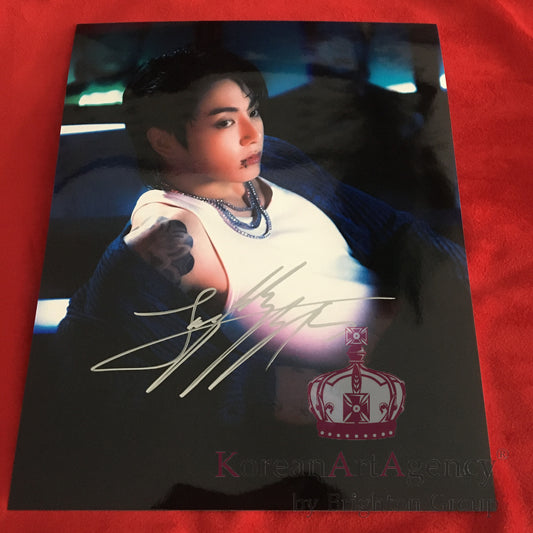 BTS Jungkook Golden 10inches 2023 Autograph