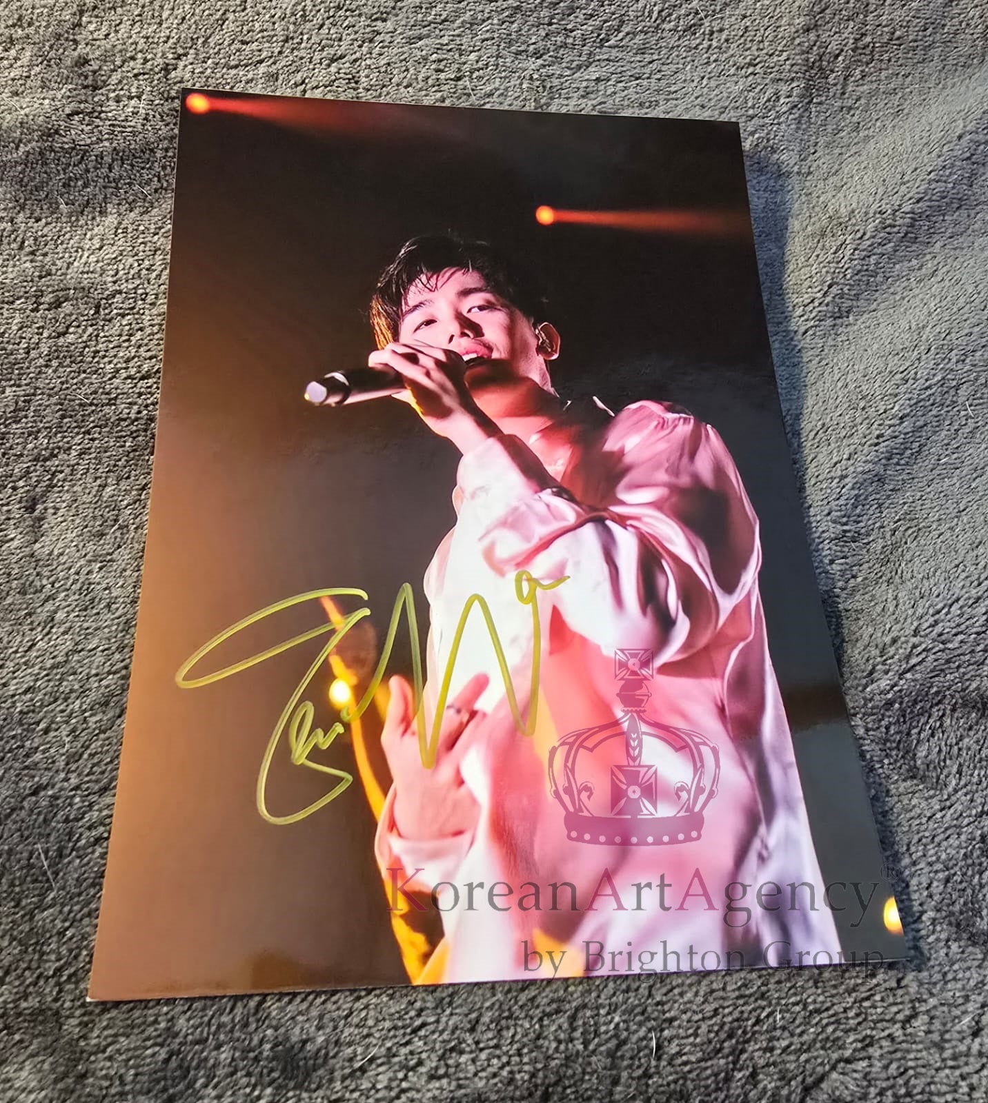 Eric Nam 7inches Autograph