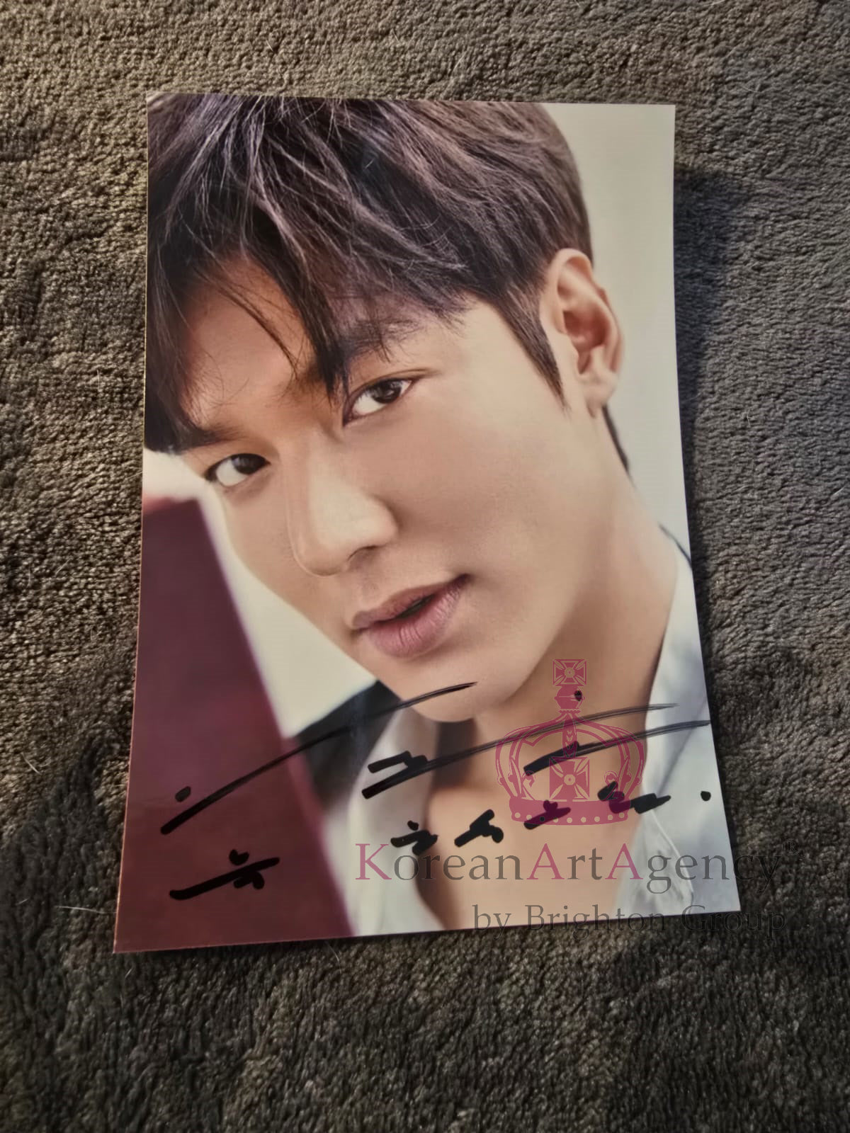 Lee Min Ho Autograph