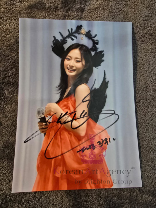 Twice Tzuyu 7 inches Autograph