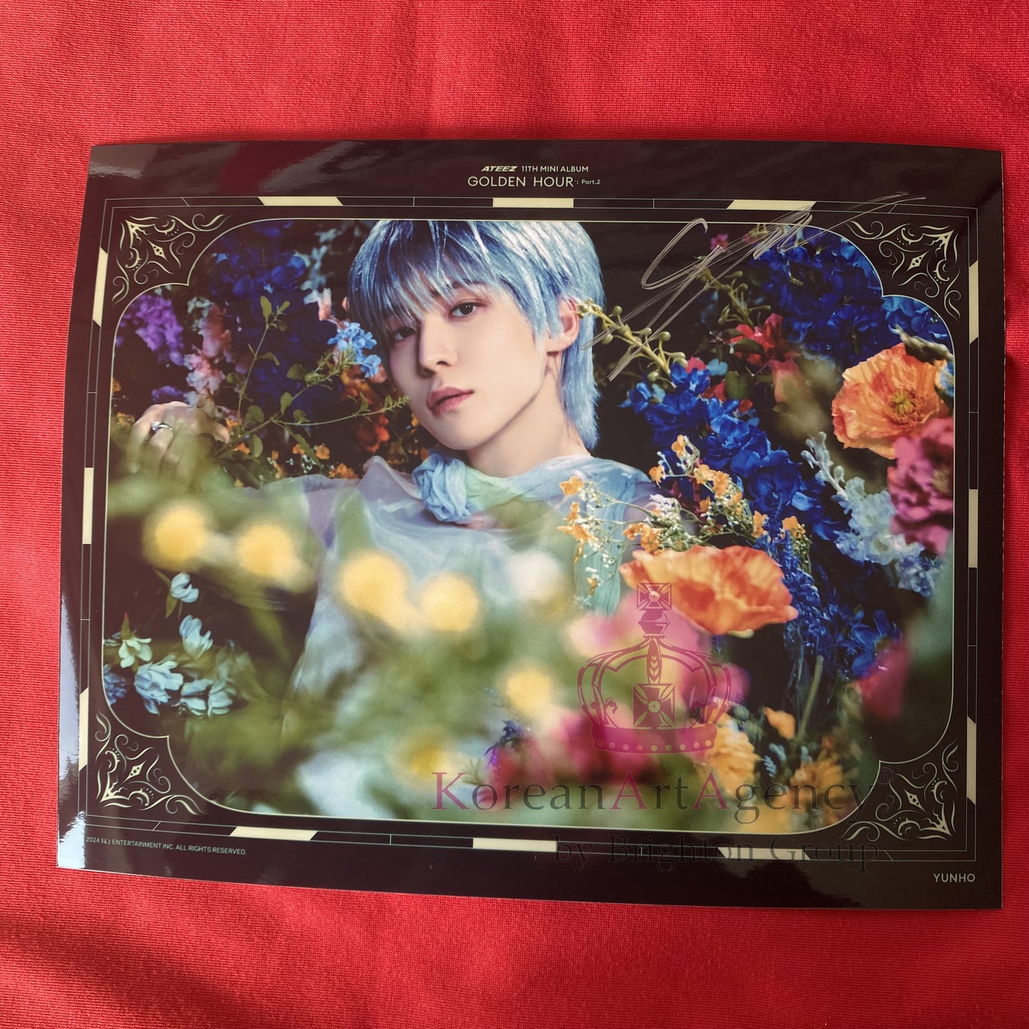 ATEEZ Yunho Golden Hour Edition 10inches Autograph