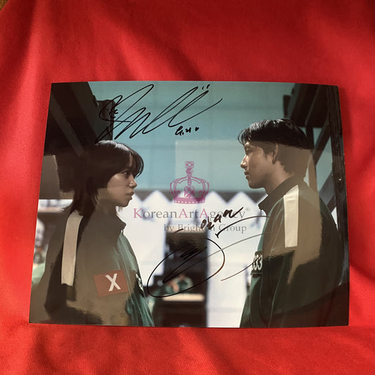 Squid Game Yim Si-Wan & Jo Yuri 10 inches Autograph