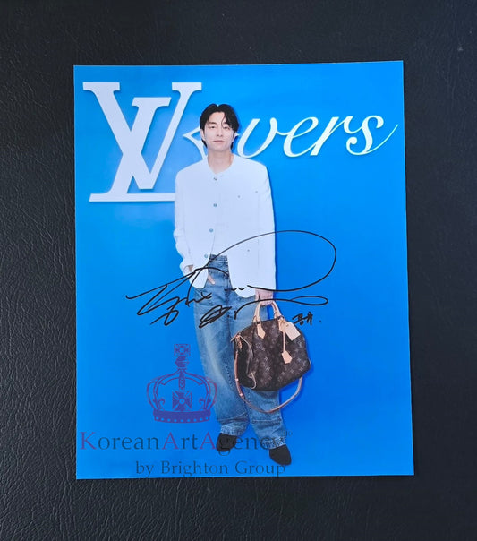 Gong Yoo 10 Inches Autograph