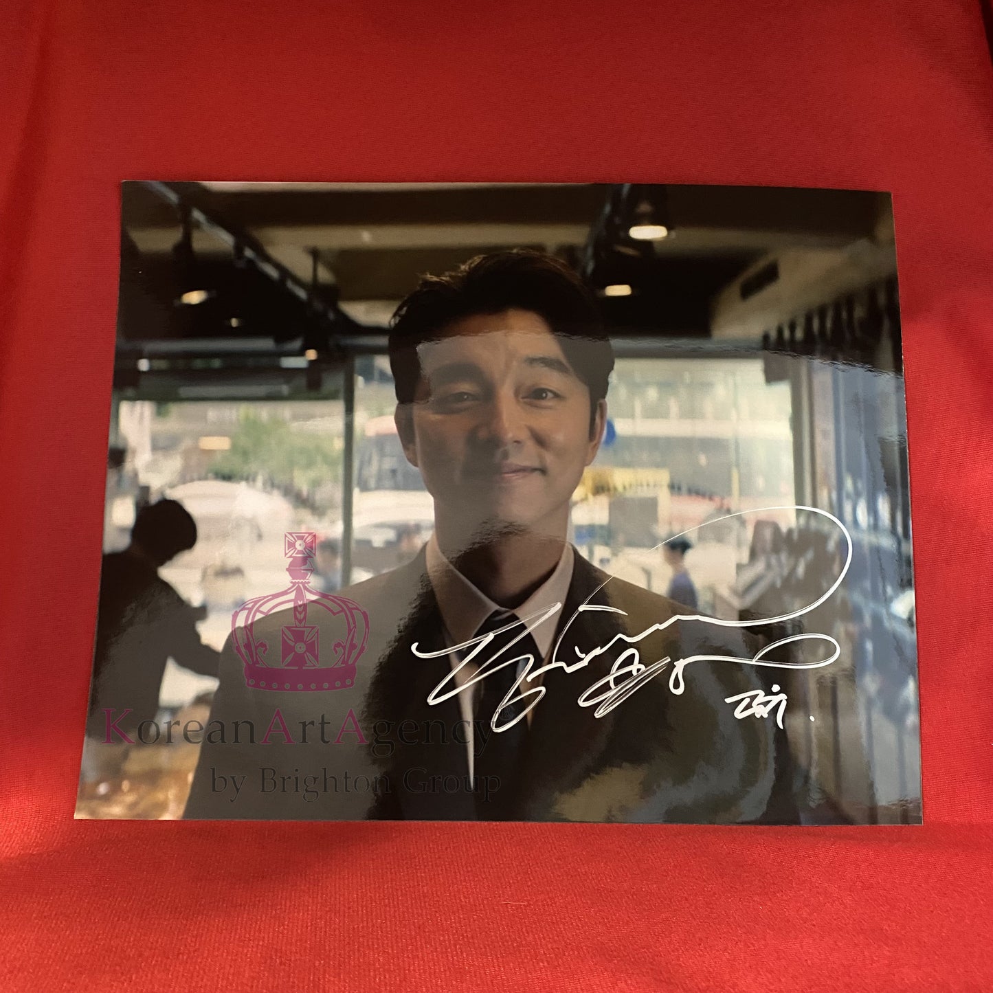 Squid Game Gong Yoo 10inches Autograph PRE SALE!! SHIPPING IN 2 WEEKS!