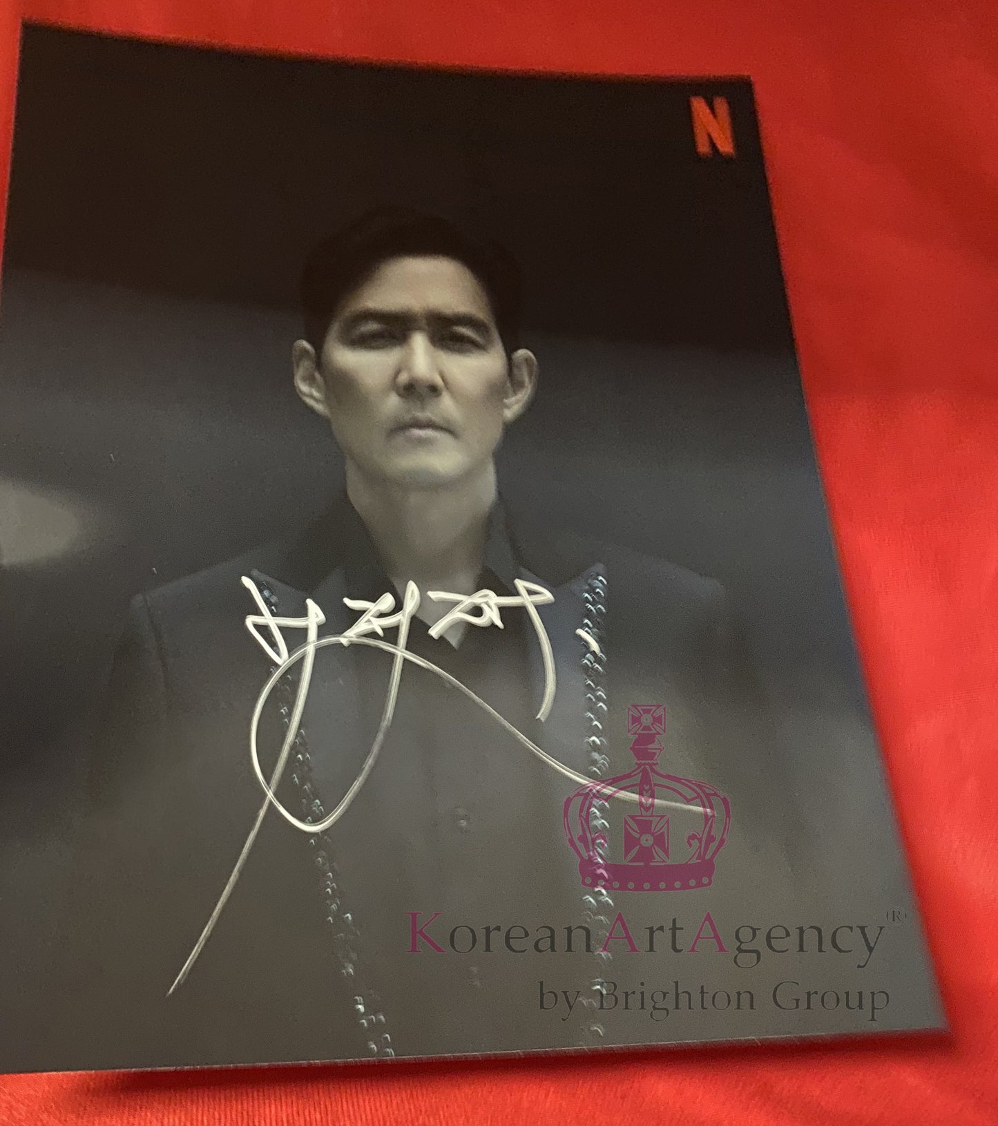 Squid Game Lee Jung Jae 10inches Autograph PRE SALE!! SHIPPING IN 2 WEEKS!