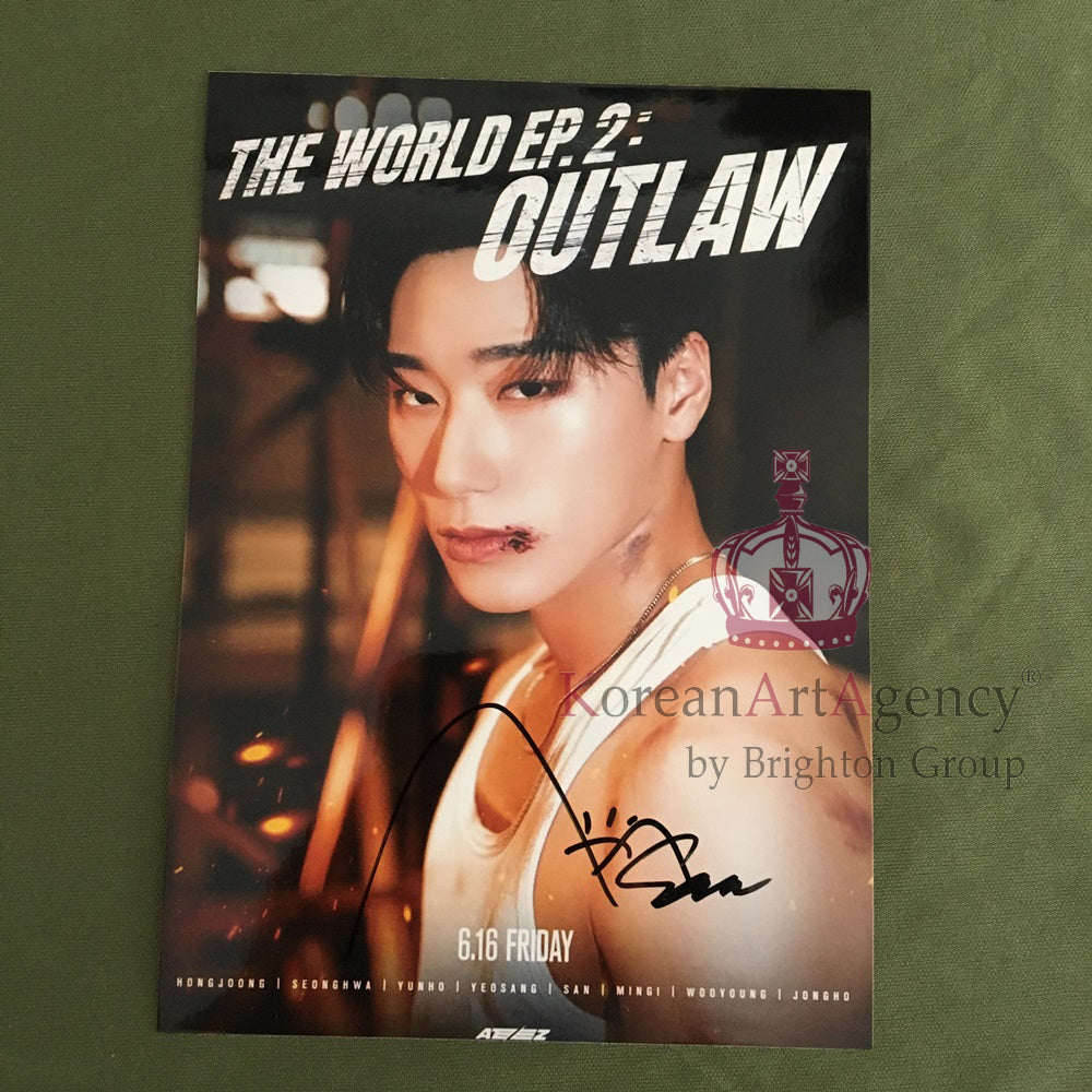 ATEEZ THE WORLD EP.2: OUTLAW Jacket Shooting SET Hong Joong Seunghwa Yunho Yeosang San Mingi Woo Young Jong Ho 7inches Autograph