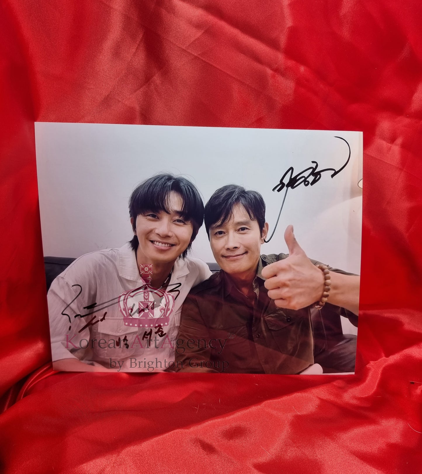 Park Seo Joon Lee Byung Hun Concrete Utopia 10inches Autograph