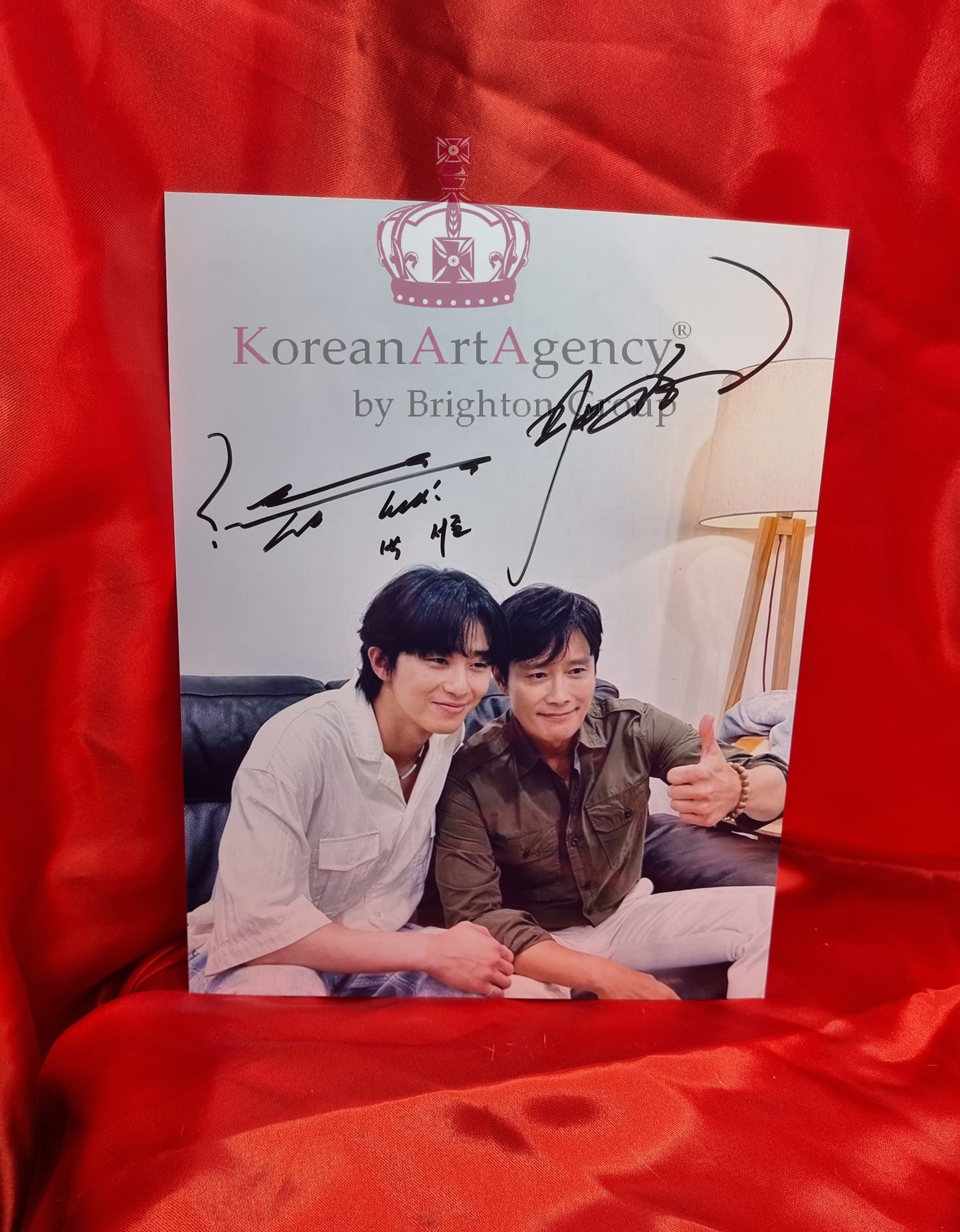 Park Seo Joon Lee Byung Hun Concrete Utopia 10inches Autograph