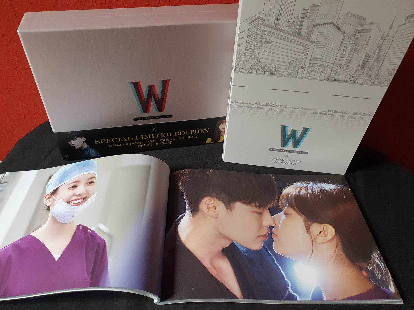 W Two Worlds Korean Series DVD Special Limited Edition 12 Discs Director's Cut (Photobook + Post Cards) English Sub