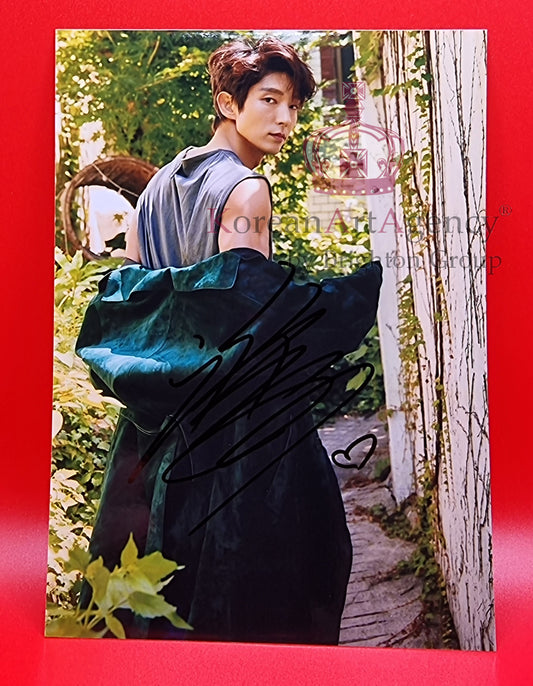 Lee Joon Gi Autograph