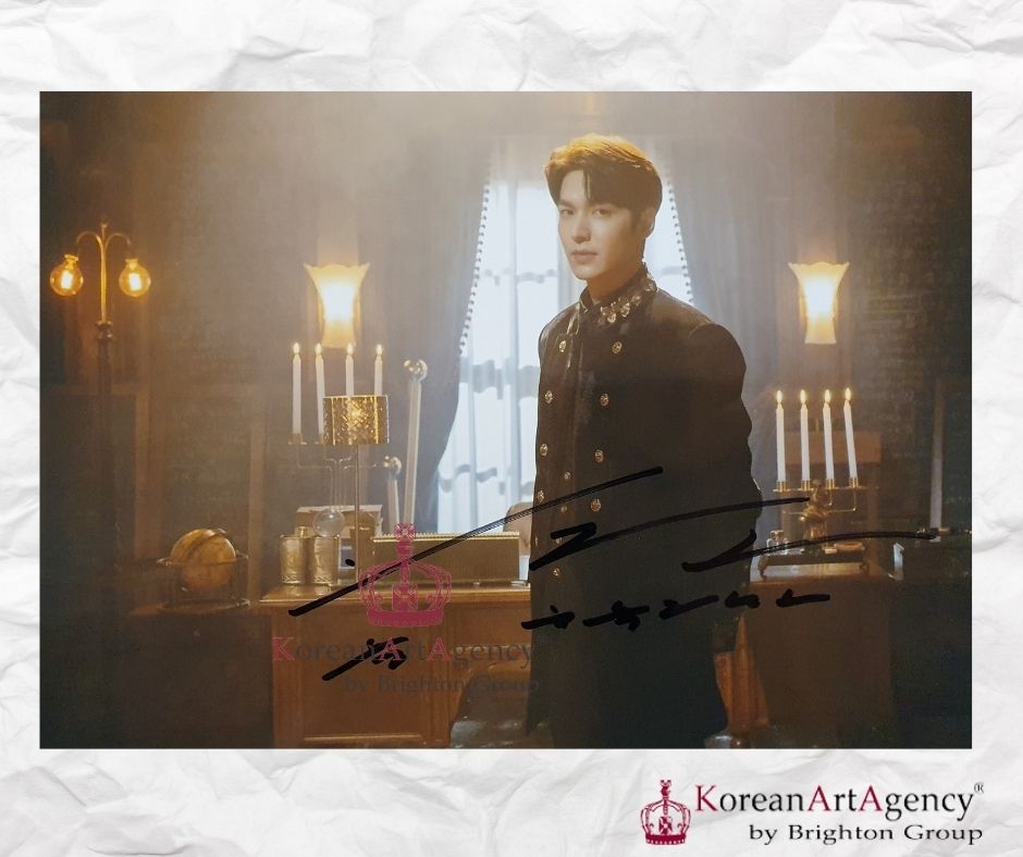 Lee Min Ho Autograph