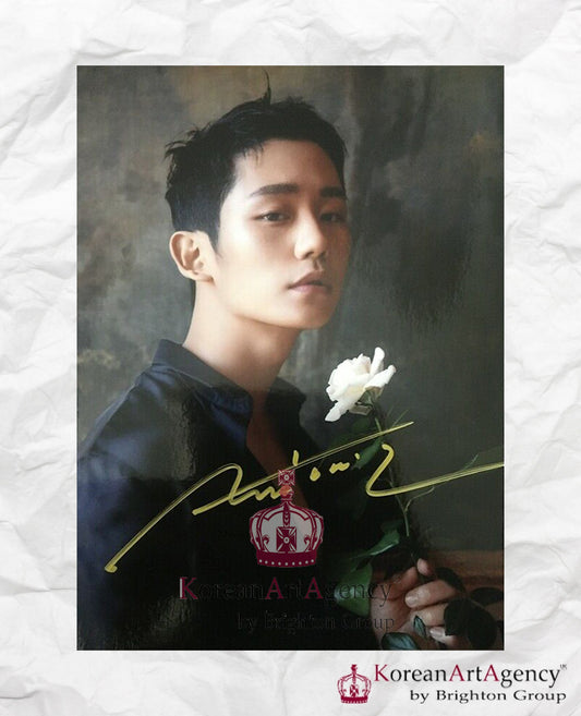 Jung Hae In Autograph