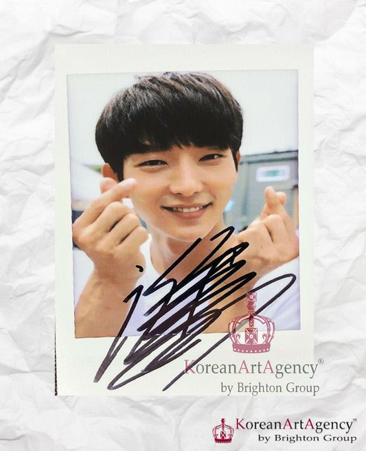 Lee Joon Gi Autograph