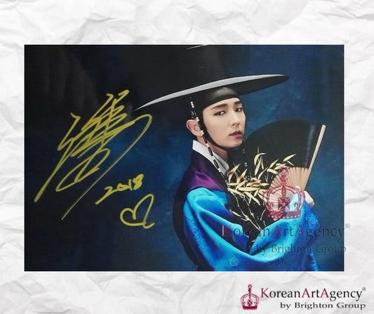 Lee Joon Gi Autograph