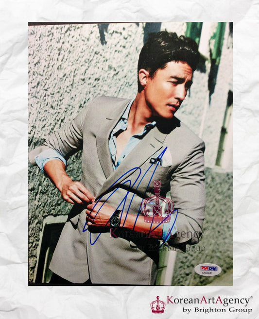 Daniel Henney Autograph