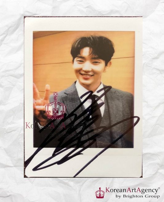 Lee Joon Gi Autograph