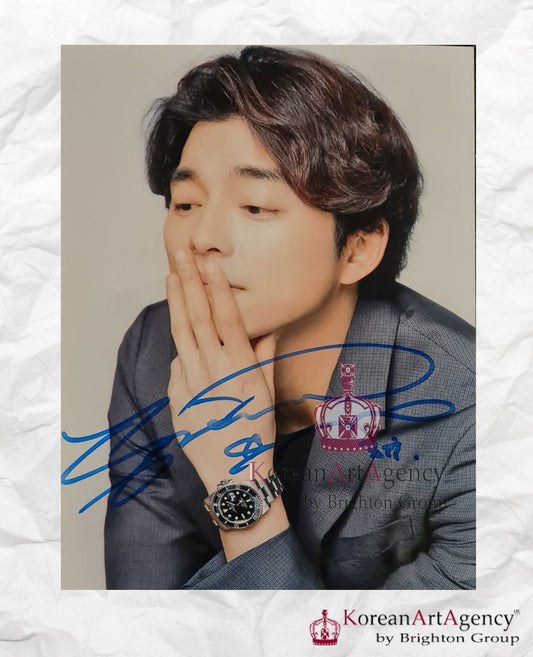 Gong Yoo  Autograph