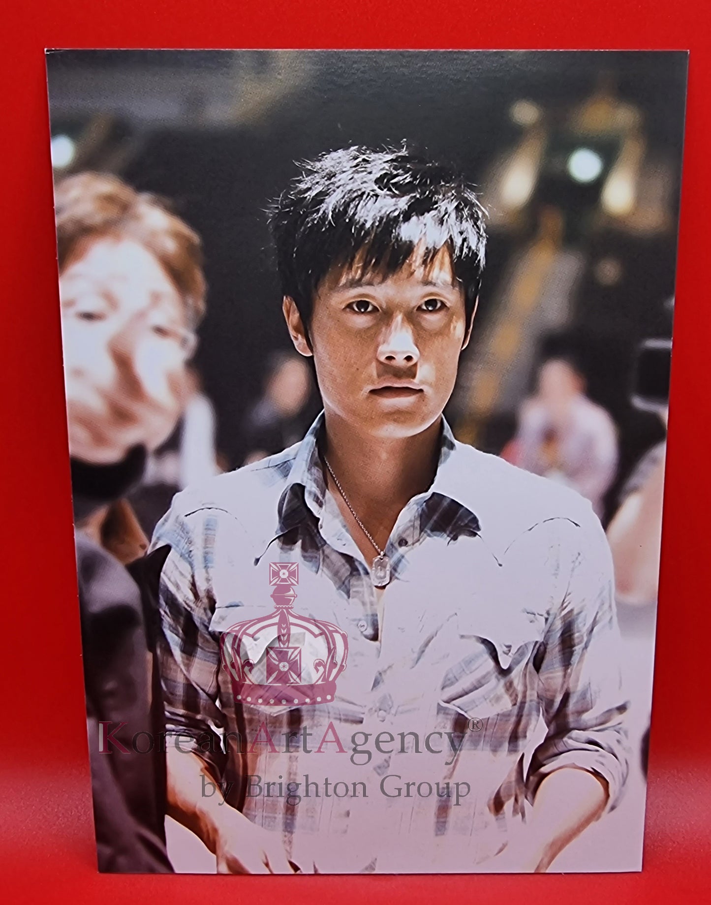 Lee Byung hun Post Card Autograph