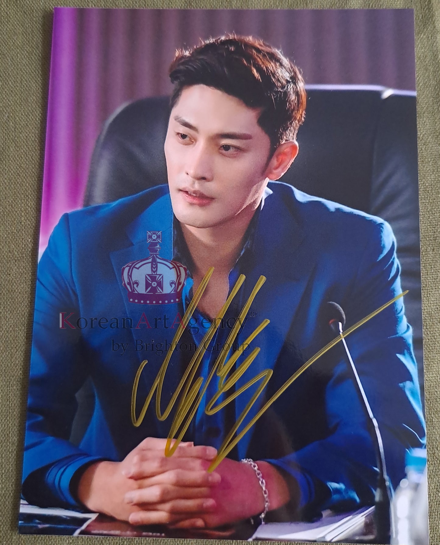 Sung Hoon Autograph