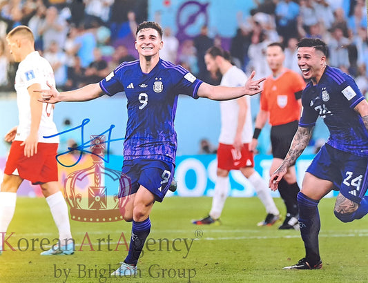 Julián Álvarez autograph on Argentina national team memorabilia