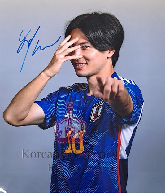 Japan - Takumi Minamino Autograph