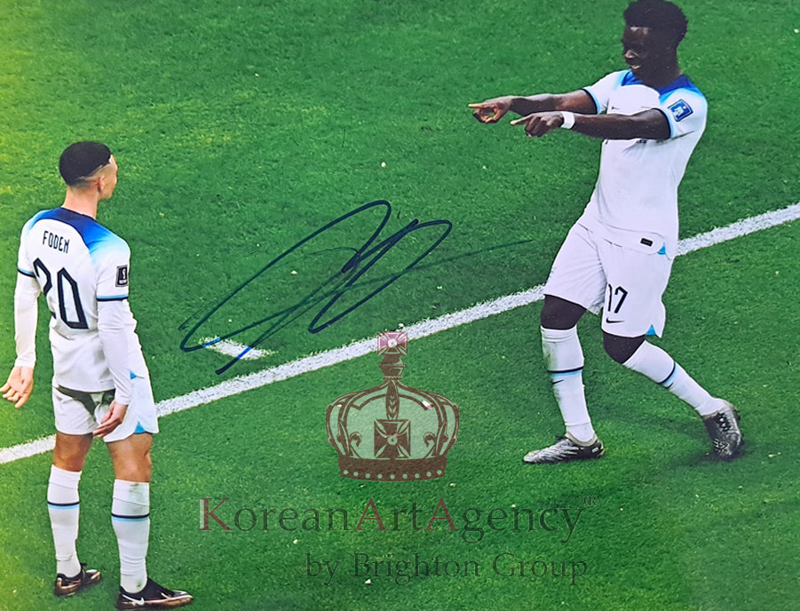 England - Bukayo Saka Autograph