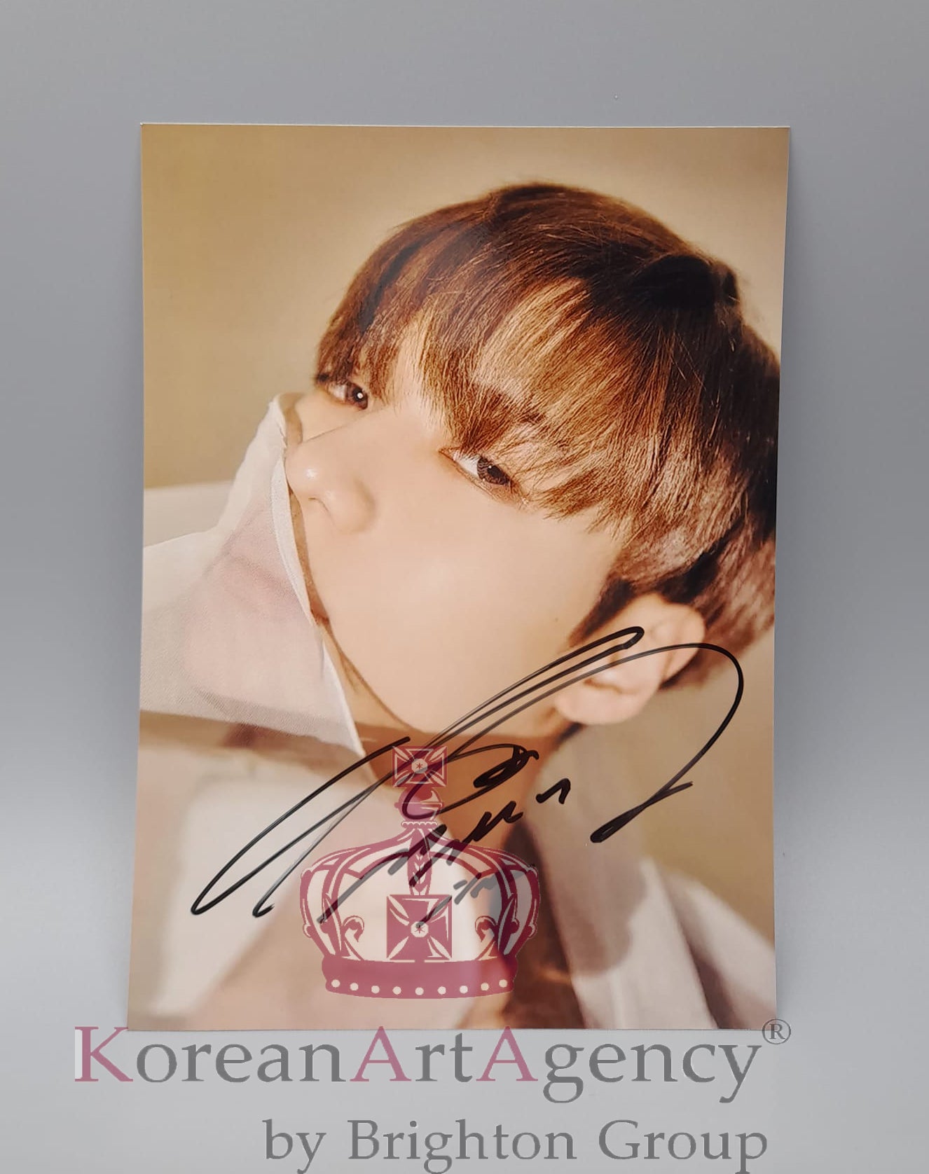 Shinee Taemin 13x18 Autograph