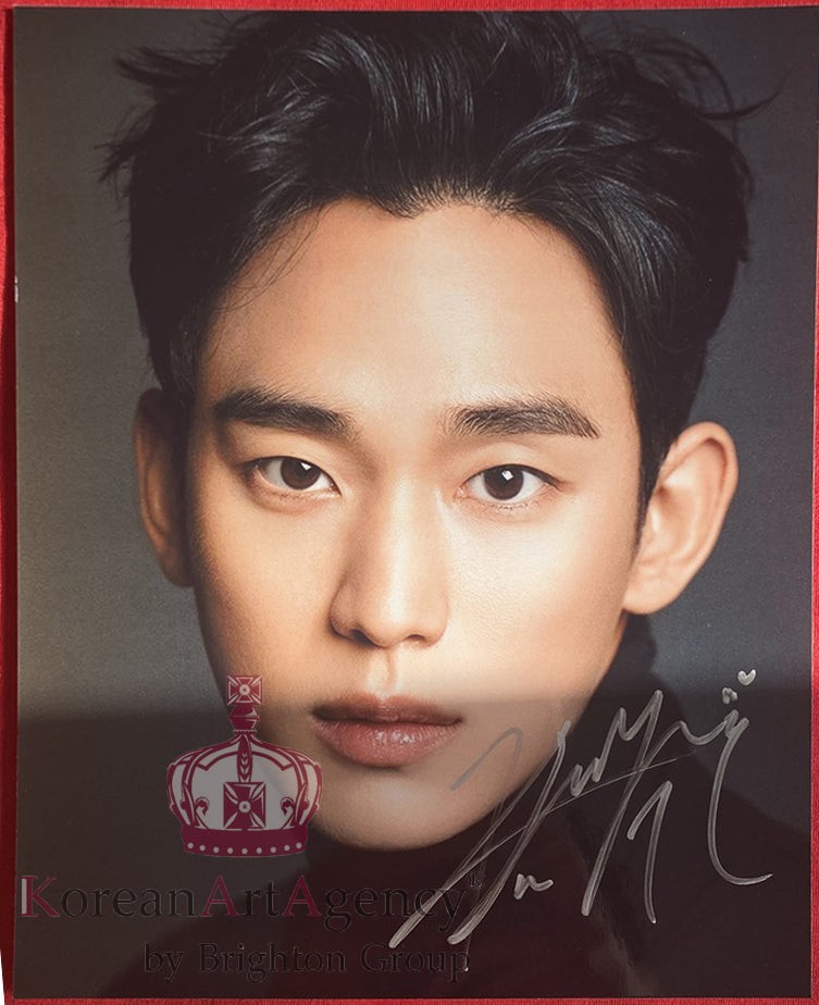 Kim Soo Hyun 20x30cm Autograph