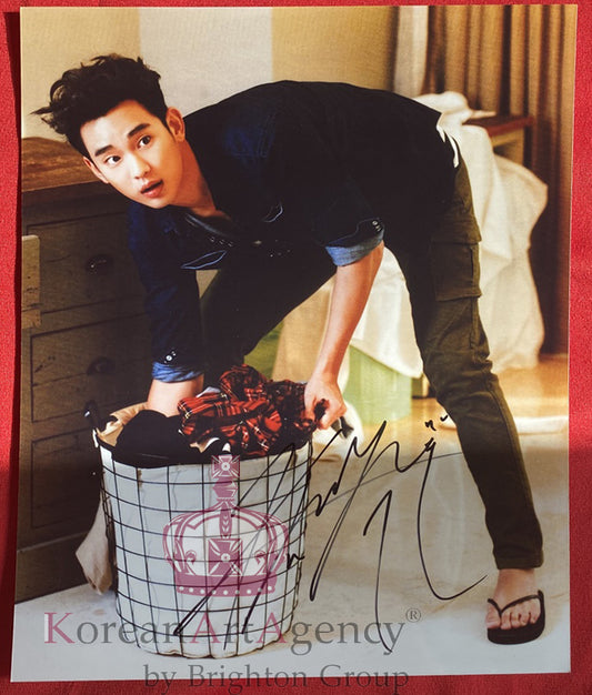 Kim Soo Hyun 20x30cm Autograph