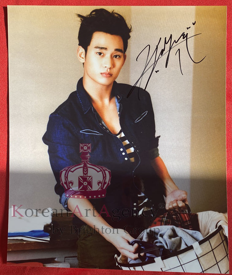 Kim Soo Hyun 20x30cm Autograph