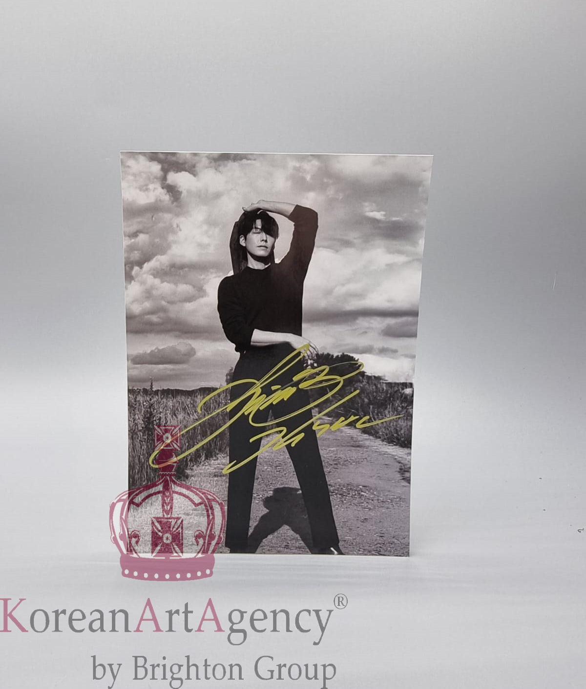 Kim Woo Bin 13x18cm Autograph