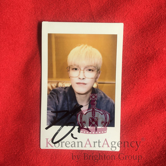 ATEEZ Kim Hong Joong Polaroid Autograph