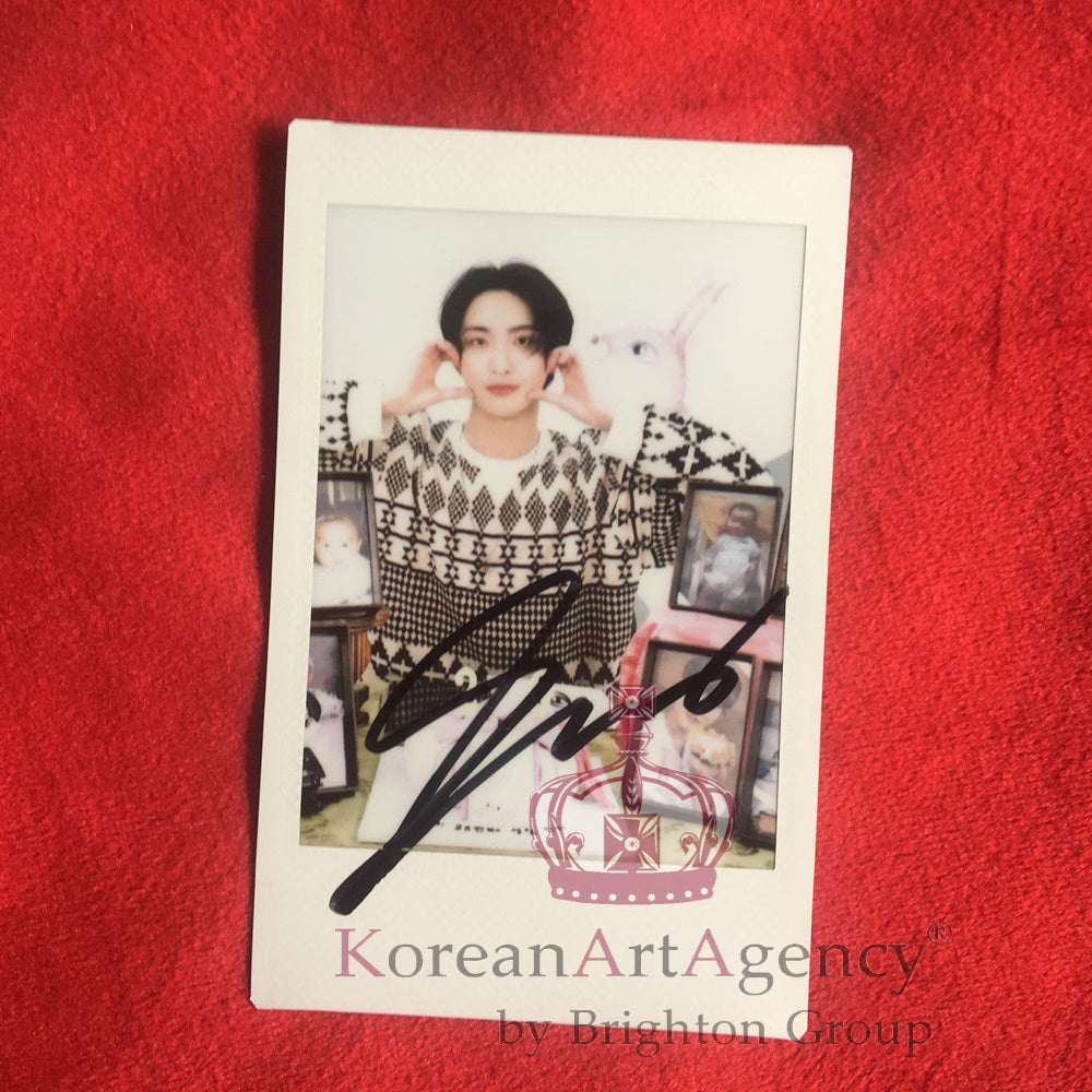 Park Seong Hwa ATEEZ autographed Polaroid - Korean celebrity autograph