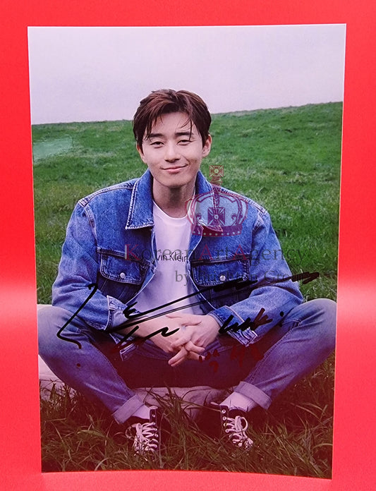 Park Seo Joon Autograph