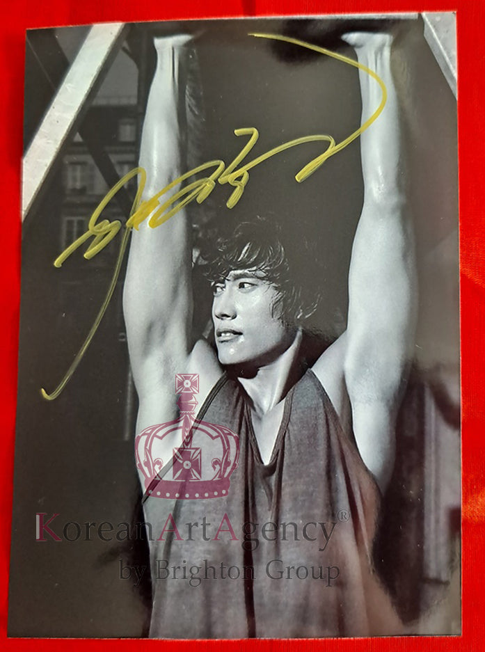 Lee Byun Hun Limited Rare Collection of Photo Exhibition in Japan by Photographer Karl Lagerfeld Autographed by LBH