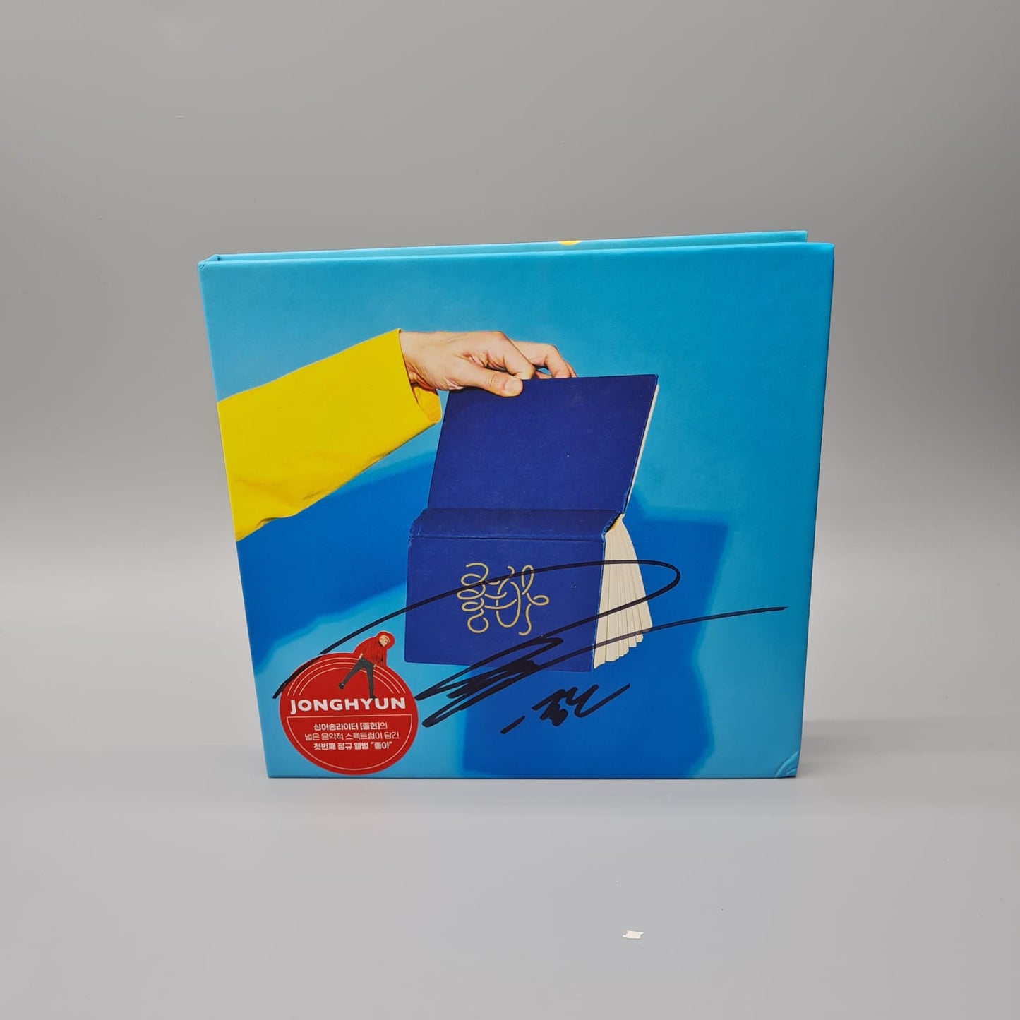 SHE IS Jonghyun Solo Album Autographed