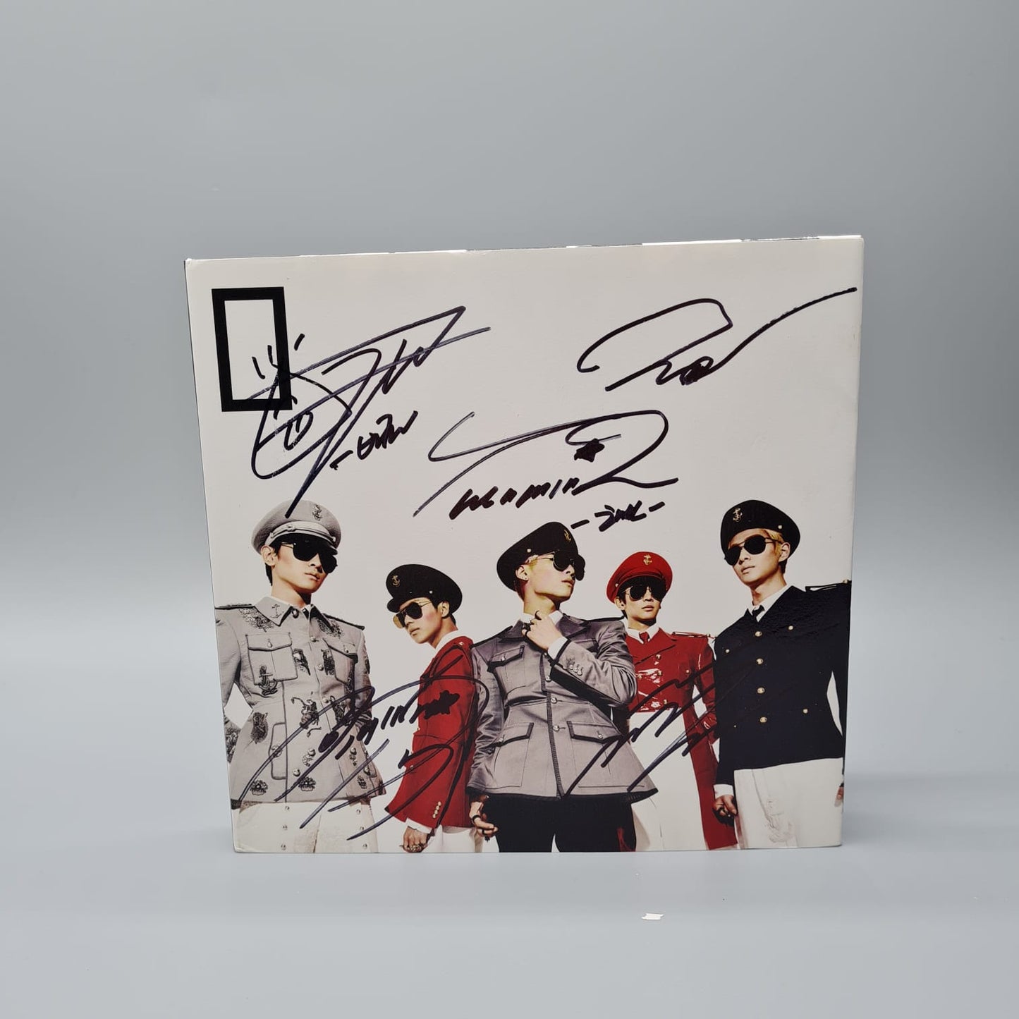 SHINee Mini Album Vol. 5 - Everybody Autographed