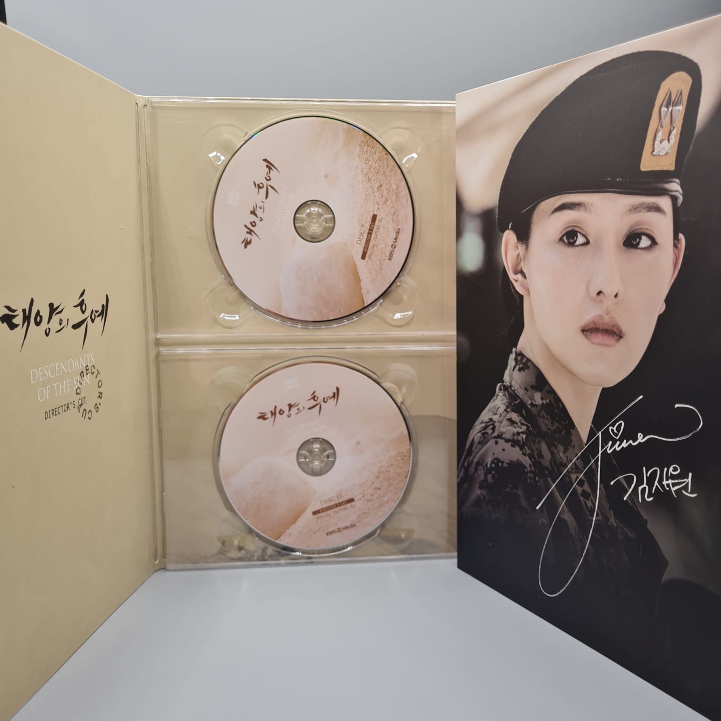 Descendants of the Sun Box Set Director's Cut Limited Edition English Subtitle Korean Series DVD 14Disc  Song Joong Ki Song Hye Kyo