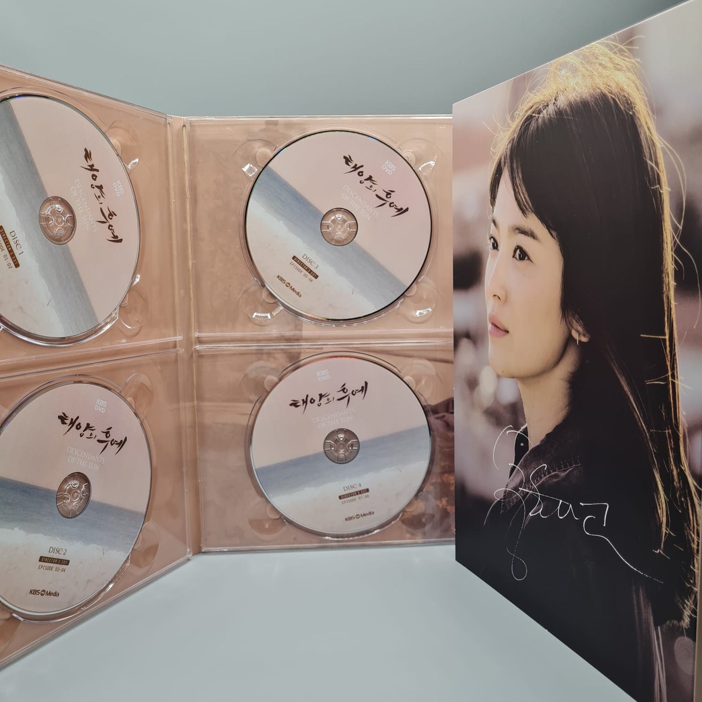 Descendants of the Sun Box Set Director's Cut Limited Edition English Subtitle Korean Series DVD 14Disc  Song Joong Ki Song Hye Kyo