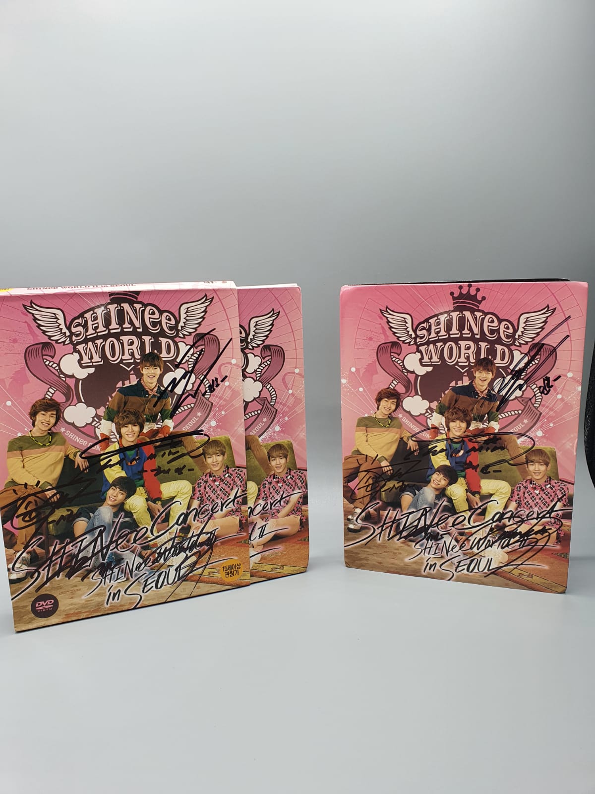 SHINEE WORLD Concert Live in Seoul DVD Autographed